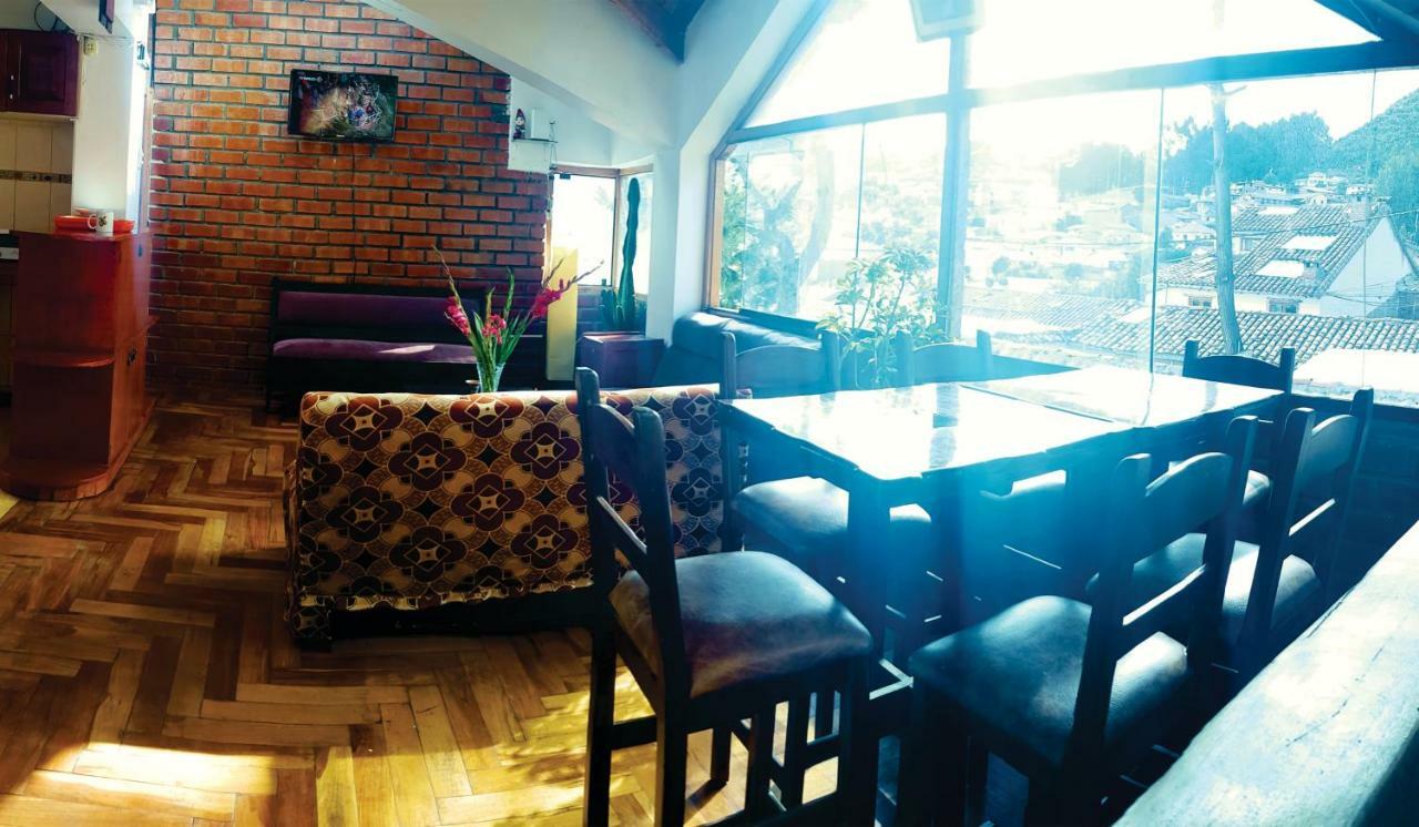 Hostal Comarca Imperial クスコ エクステリア 写真